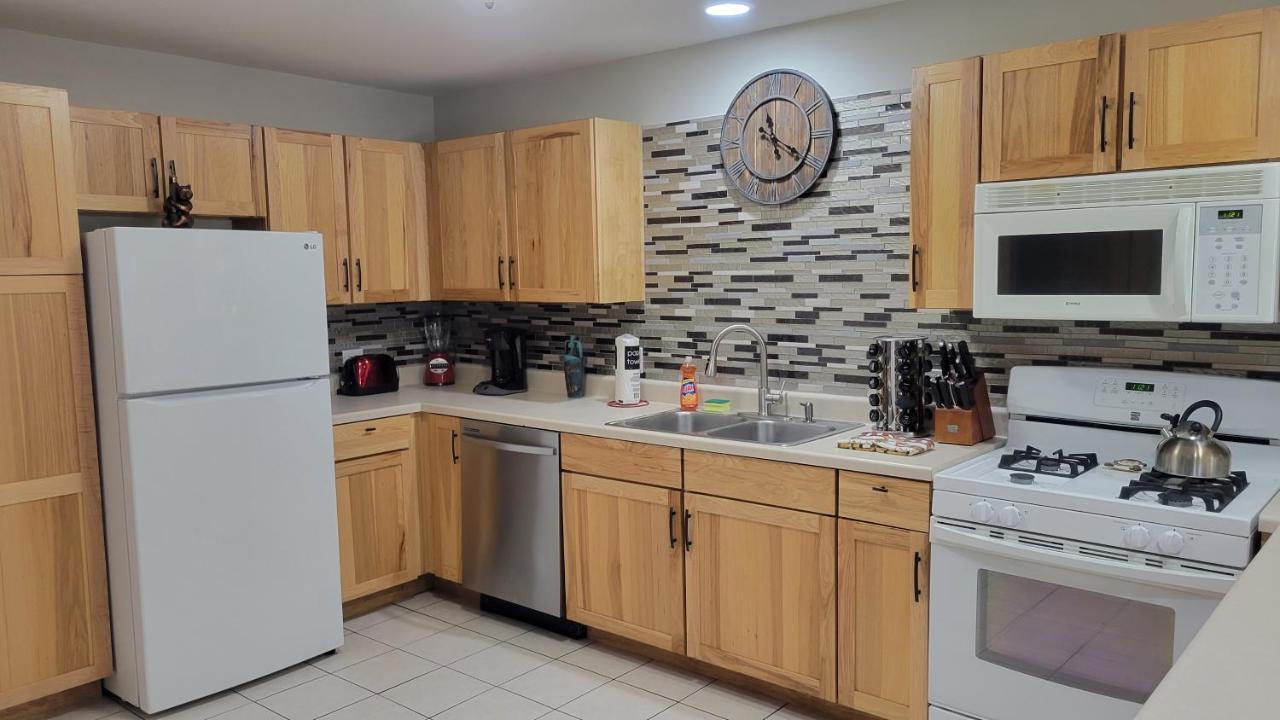 Utica 2Br Rustic Villa מראה חיצוני תמונה