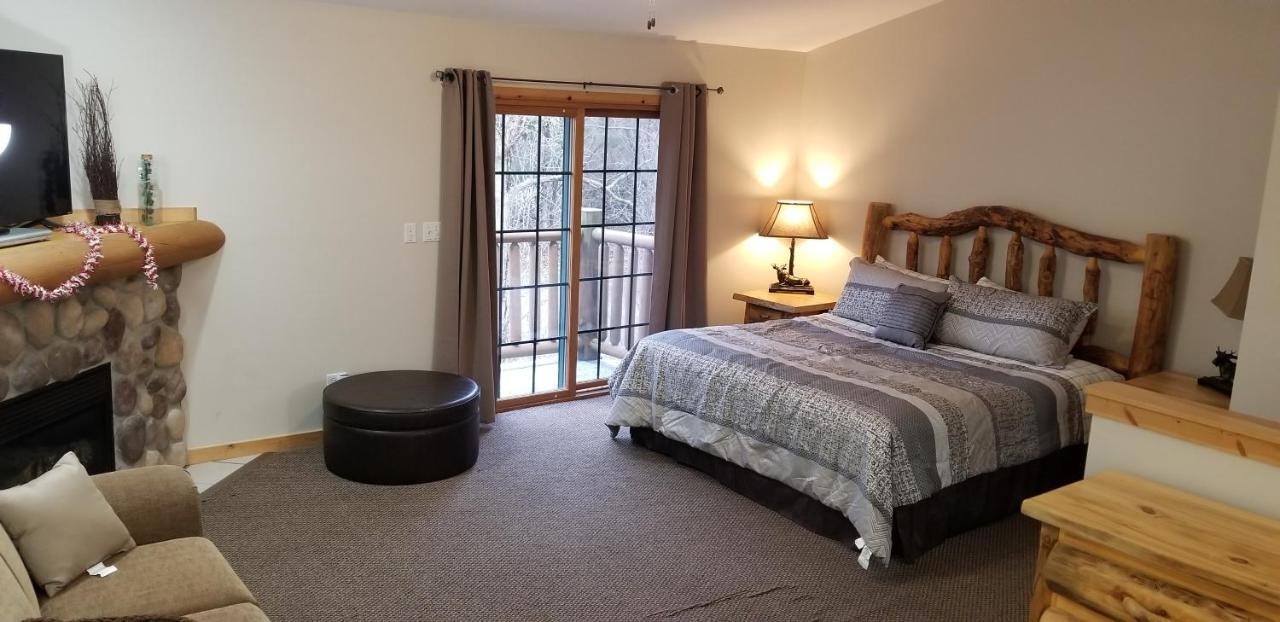 Utica 2Br Rustic Villa מראה חיצוני תמונה